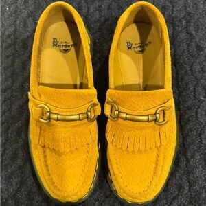 Dr. Martens women’s size 6 loafer